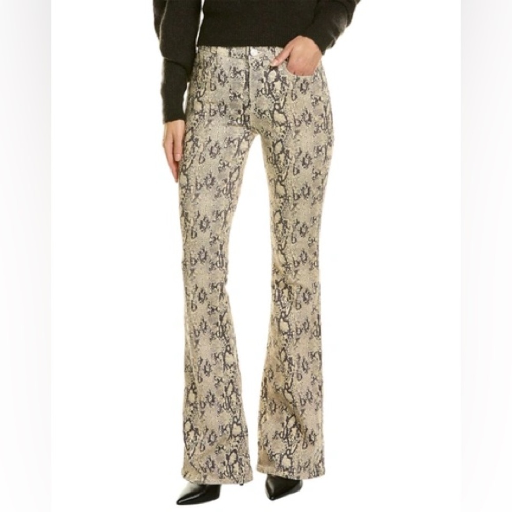 Frame Le High Flare Jeans in Serpent
